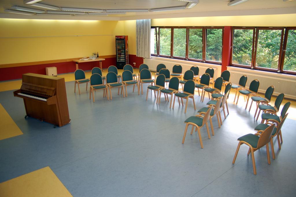 Stiftsberg - Bildungs- Und Freizeitzentrum Kyllburg Esterno foto