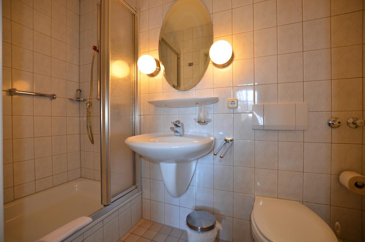 Stiftsberg - Bildungs- Und Freizeitzentrum Kyllburg Esterno foto